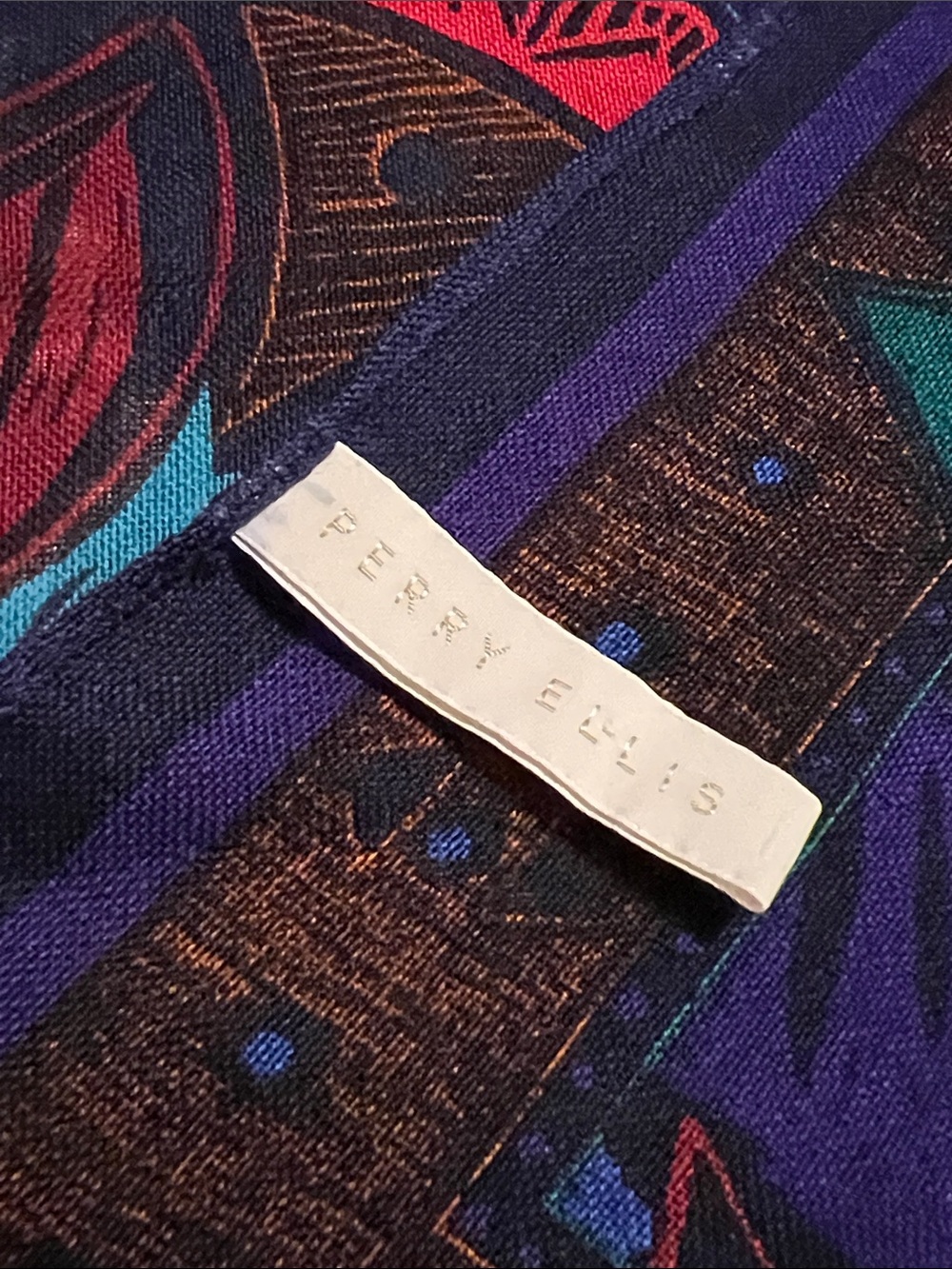 100% Wool Perry Ellis Geometric Print Scarf in Blue, Teal, Purple & Red, Japan - Picture 9 of 10